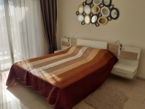 Luxury Cozy Apartment near NISSI BEACH